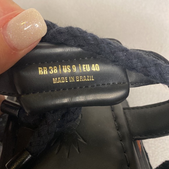 FARM rio black rope tie flat form sandals size 9/EU 40 Jamaican/Rasta style - Picture 5 of 7